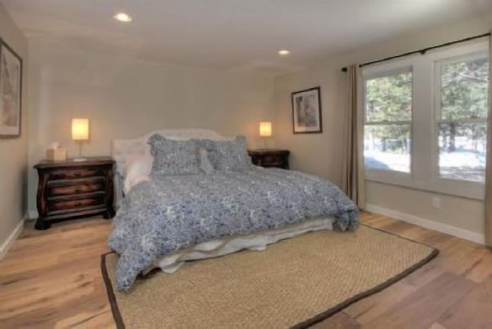 Фото Squaw Valley Paradise