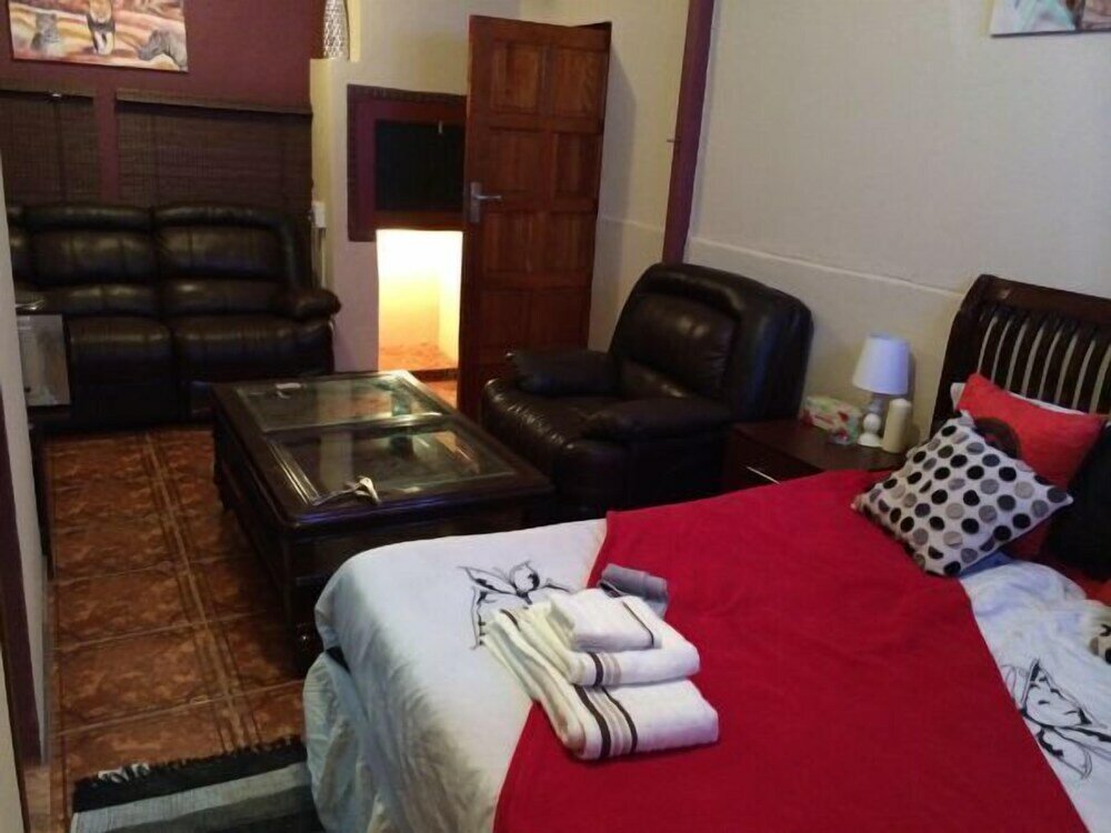 Фото Blackwood Guest House