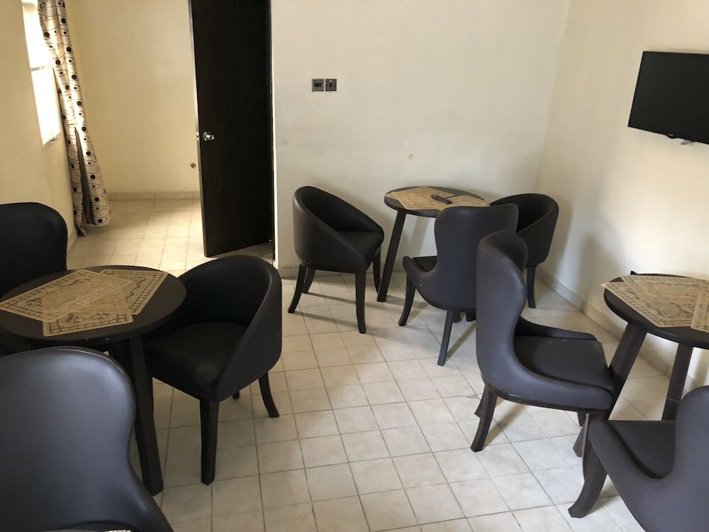 Фото Lakeem Suites Ikoyi