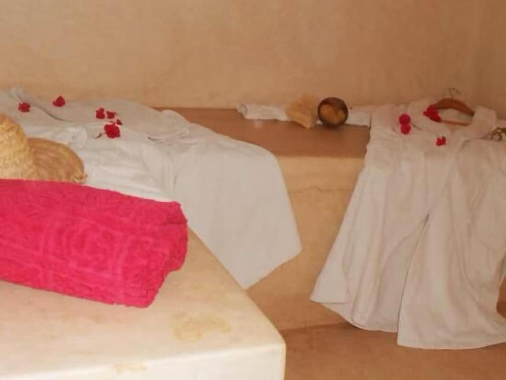 Фото Riad Le Bel Oranger