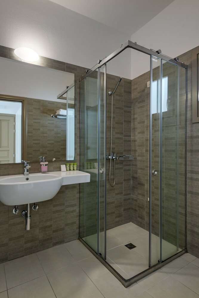 Фото Lithos by Spyros & Flora