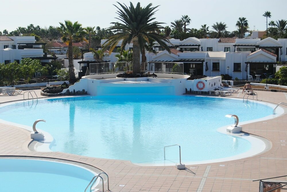 Фото Lovely Bungalows