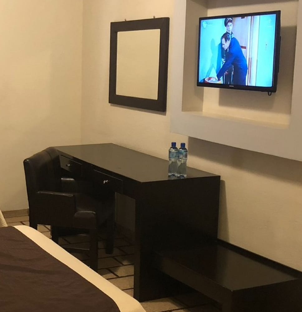 Фото Hotel Plaza Centro