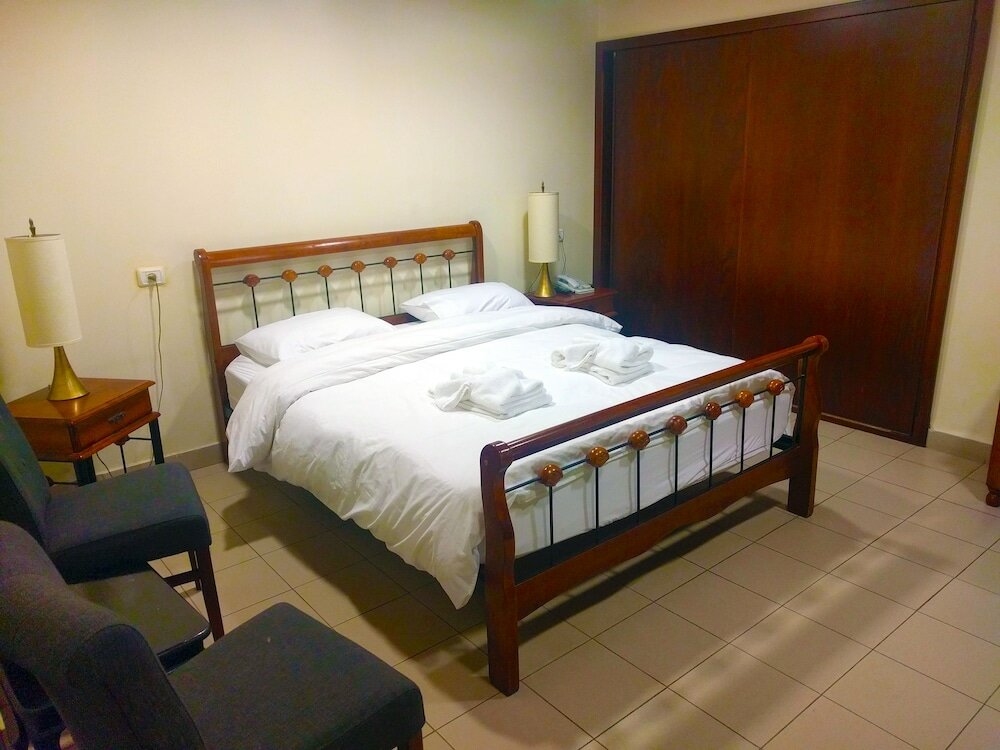 Фото St. Georges Cathedral Pilgrim Guesthouse