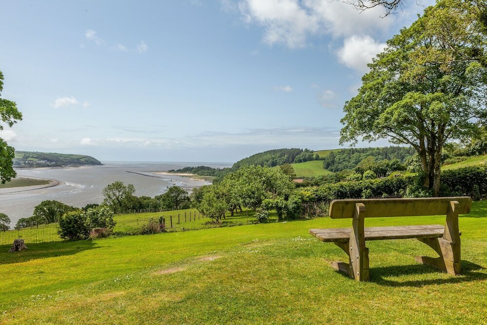 Фото Mansion House Llansteffan