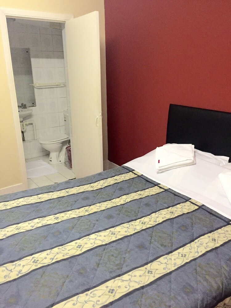 Фото Anwar House