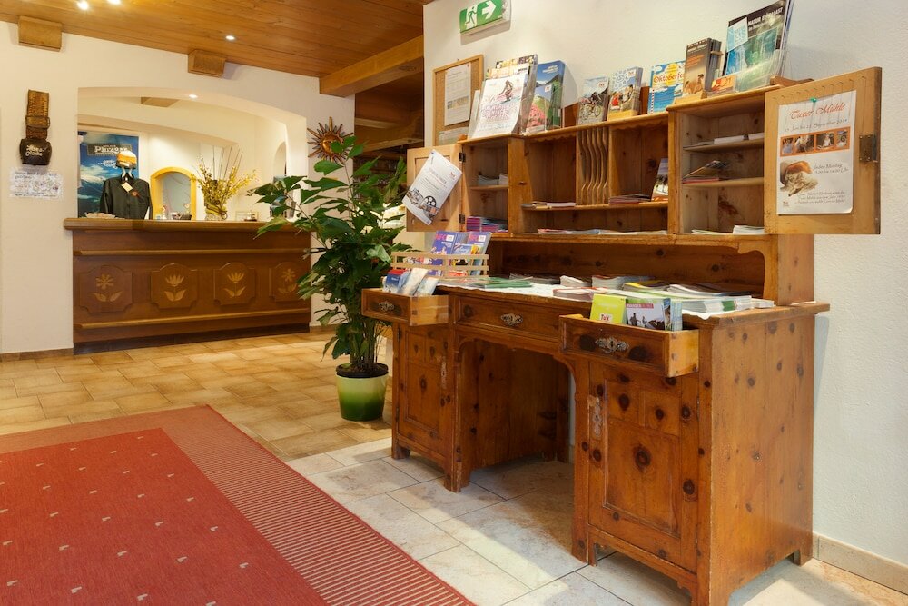 Фото Hotel Pinzger