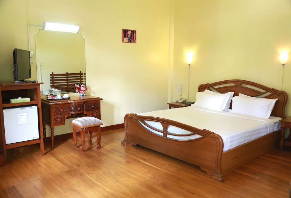 Фото Thante Hotel- Nyaung Oo