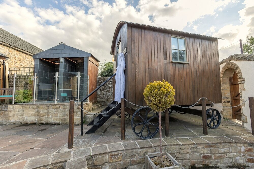 Фото The Morritt Country House Hotel & The Garage SPA