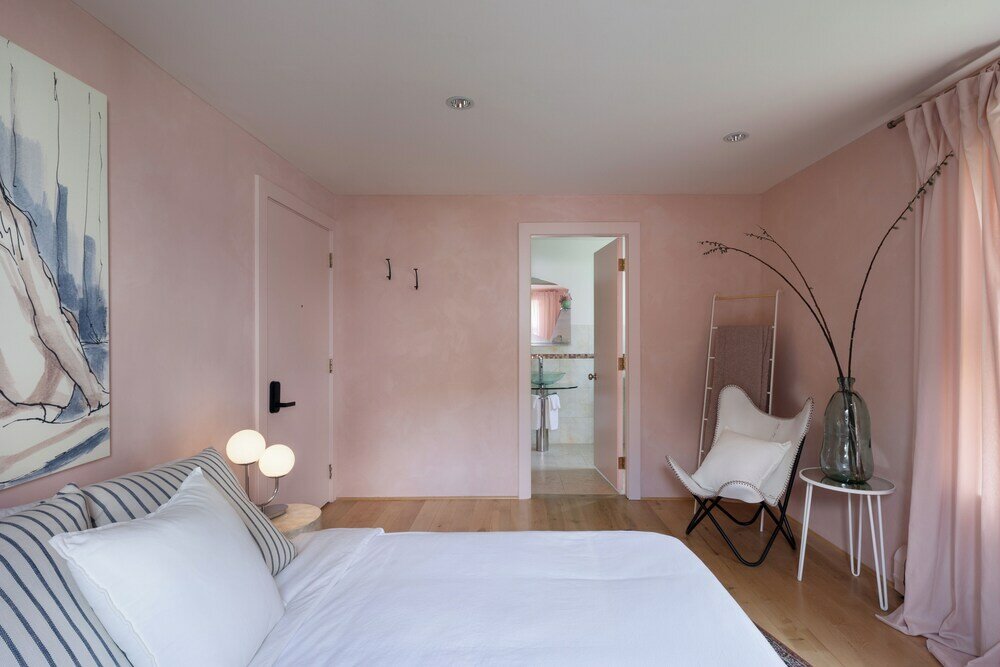 Фото The Trail in Adams - Berkshires’ Art Hotel