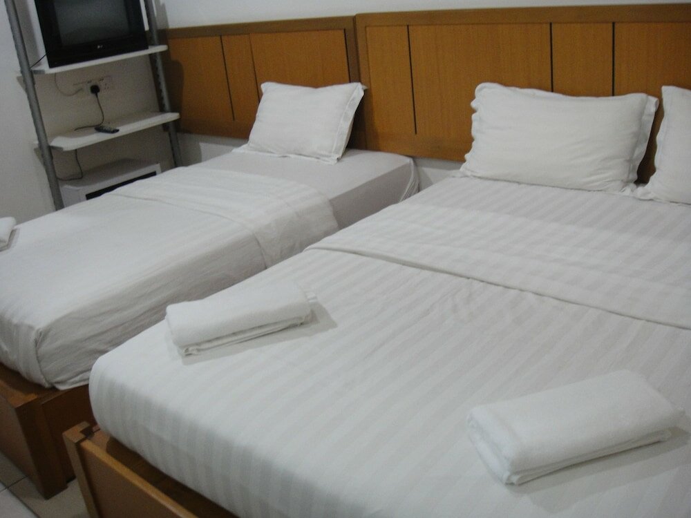 Фото 1 Hotel Pudu Cheras