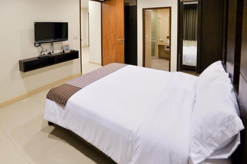 Гостиница The Pad Silom Serviced Apartment в Бангкоке