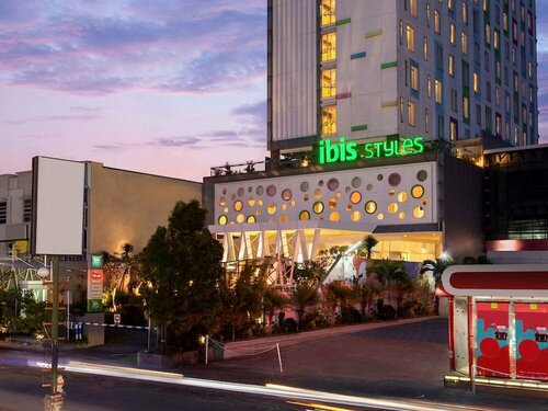 Гостиница Ibis Styles Malang в Маланге