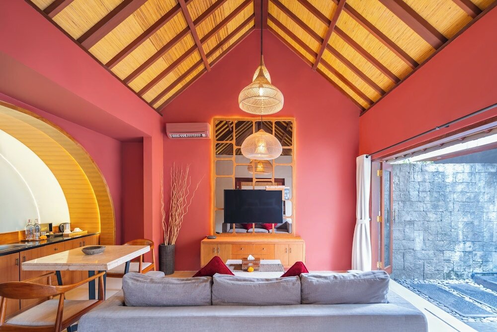 Фото Legian Kriyamaha Villa