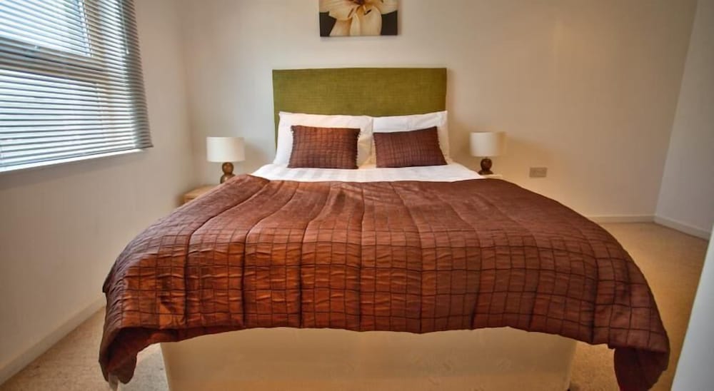 Фото Gateway Apartments