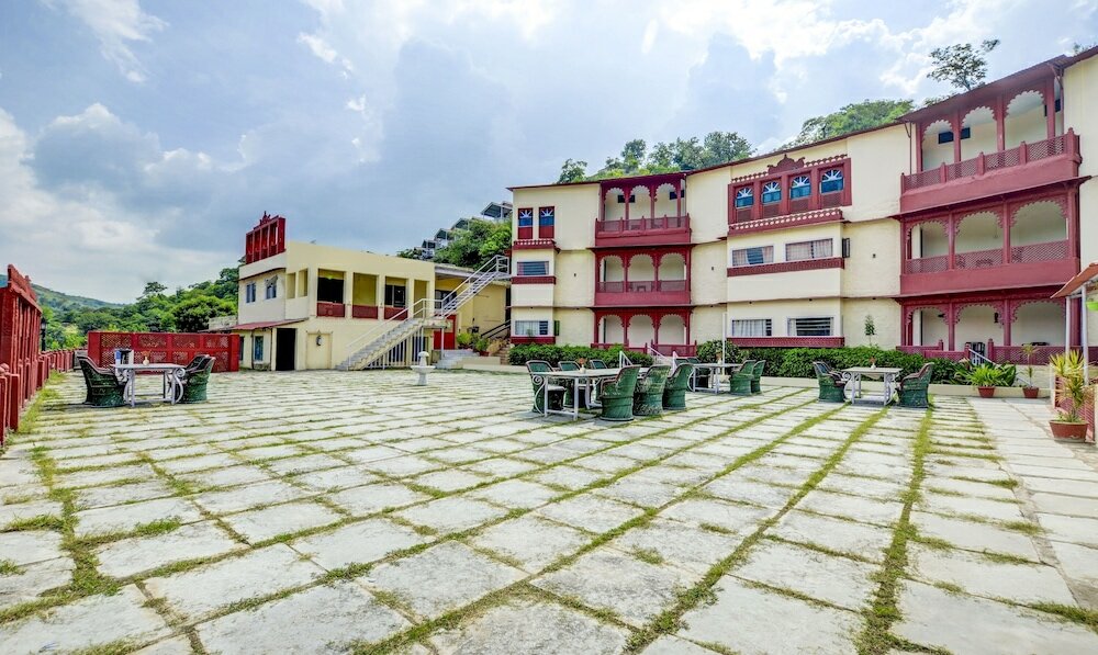 Фото Treebo Trend Hotel Kumbhal Castle With Valley View