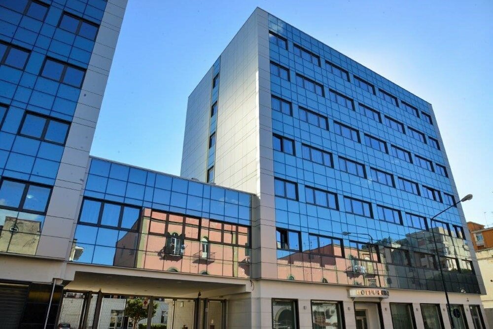 Фото отеля 3