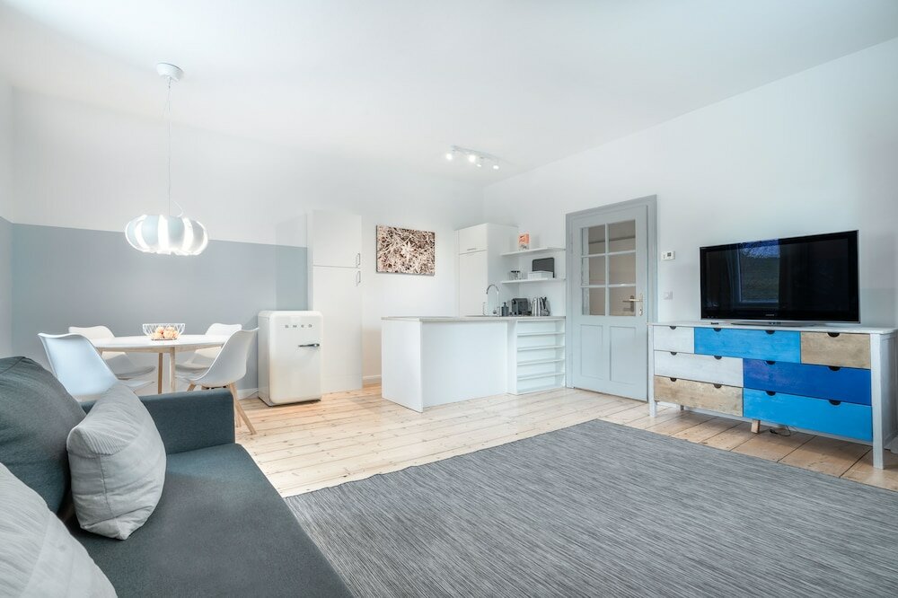 Фото InnsbruckHomes at Botanical Garden