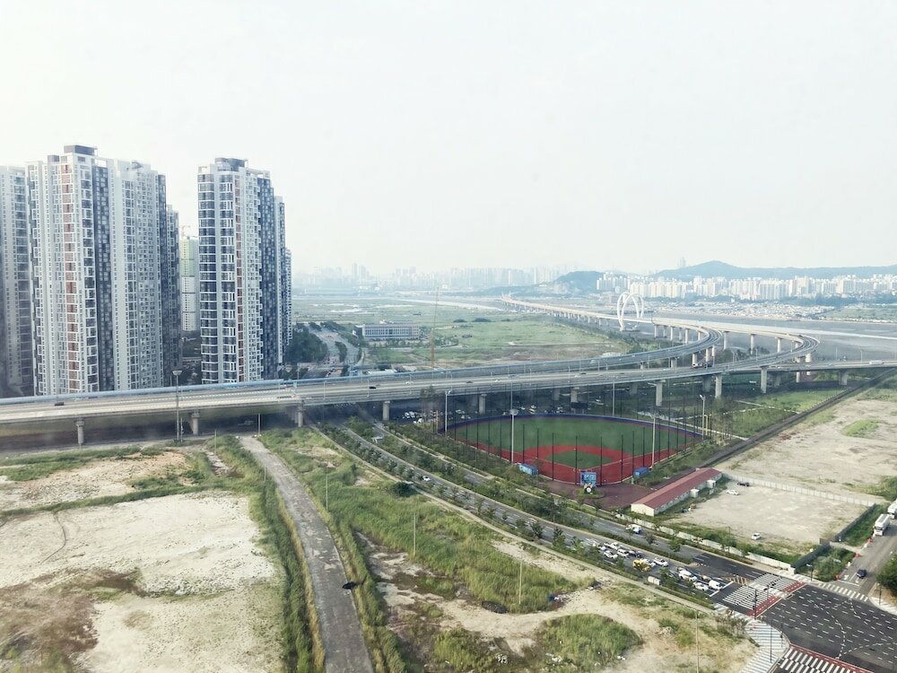 Фото The November Stay in Landmark