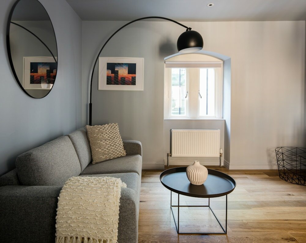 Фото Hiding Space - St Catherine's Hospital