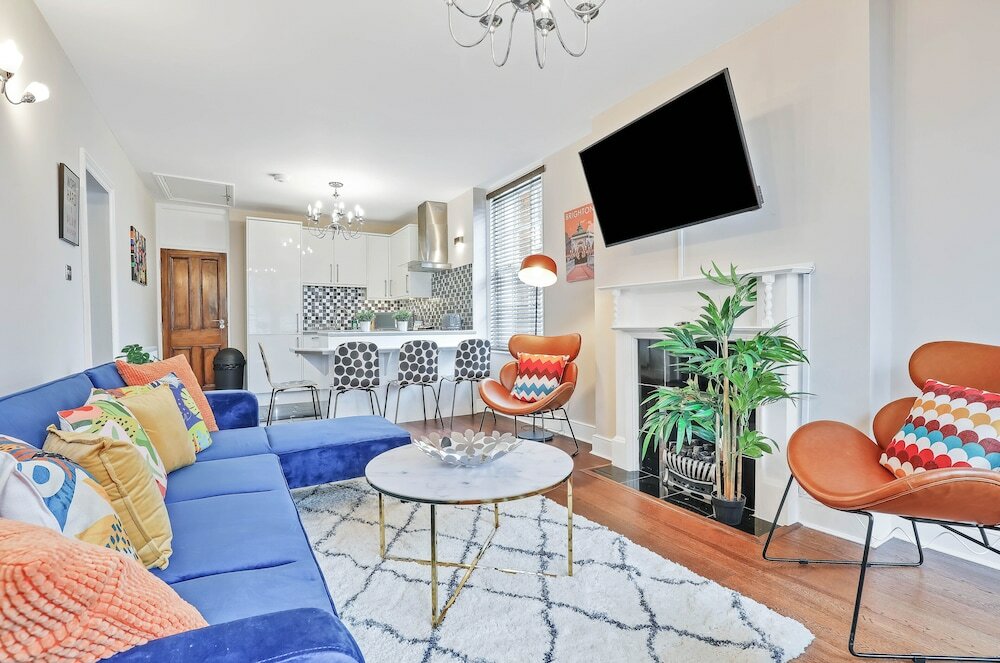 Фото Central Lanes Pad by My Getaways Free parking for one car