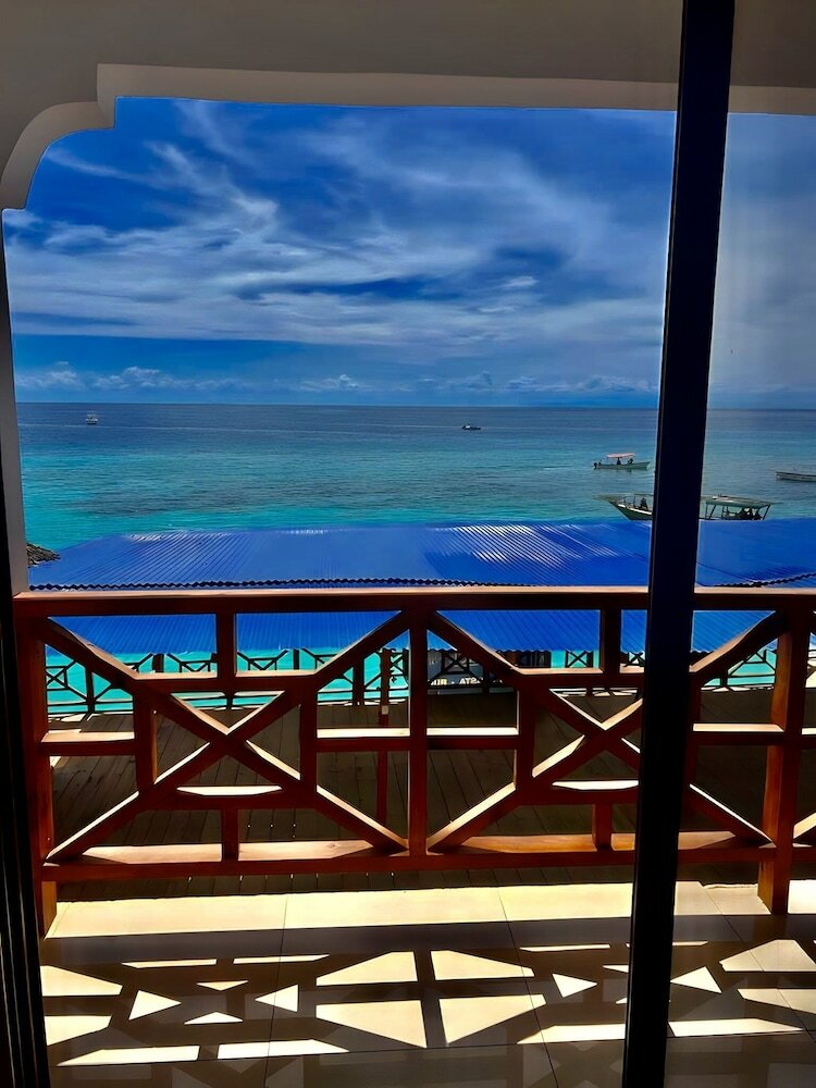 Фото Zenobia Beach Resort