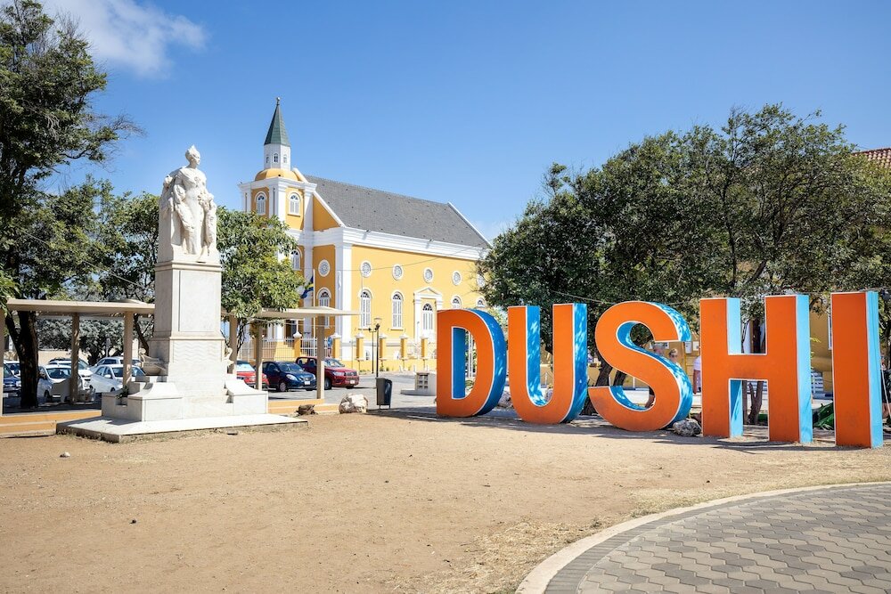 Фото The Yellow Penthouse