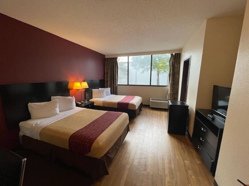 Фото Tropical Palms Hotel