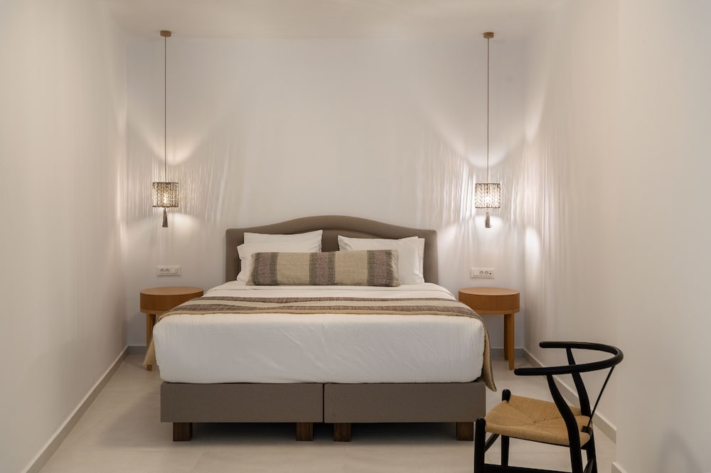 Фото La Maltese Villas Santorini