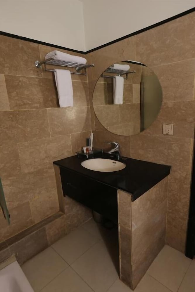 Фото City Centre Suites