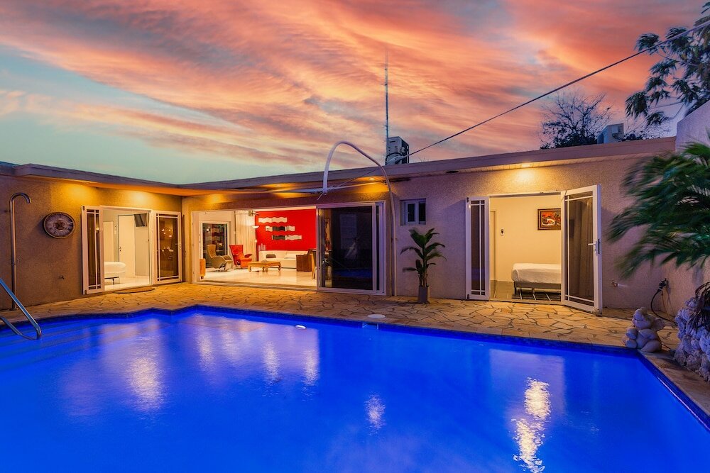 Фото Large Villa With View! Private Pool Free Utilities!