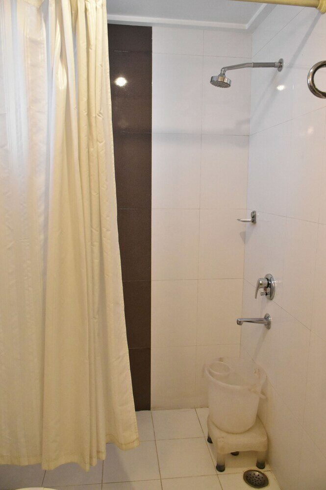 Фото Hotel Impress