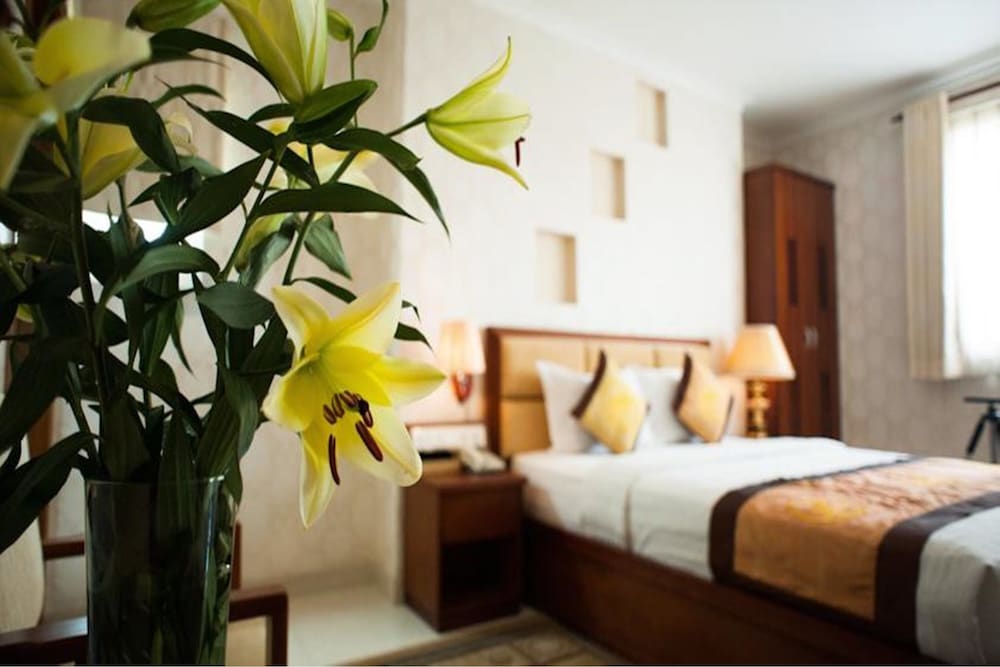 Фото Adora Hotel