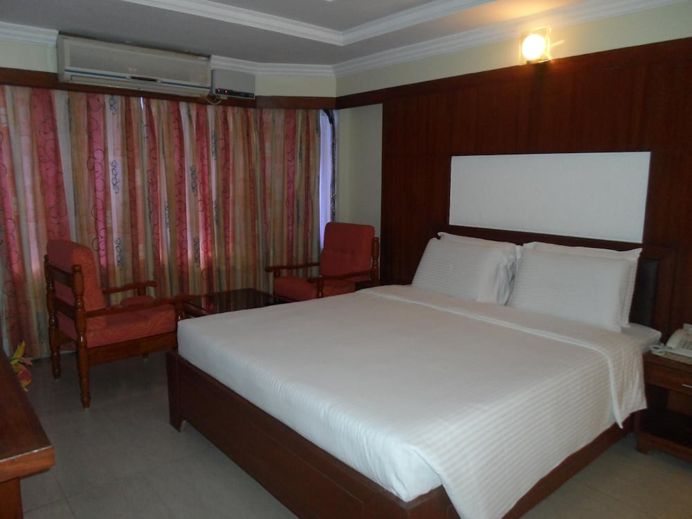 Фото Hotel Plr Grand