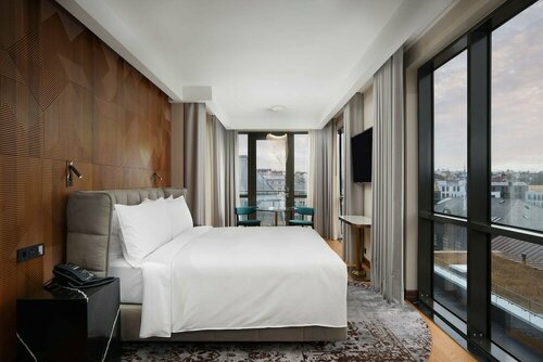 Гостиница Iceland Parliament Hotel, Curio Collection by Hilton в Рейкьявике