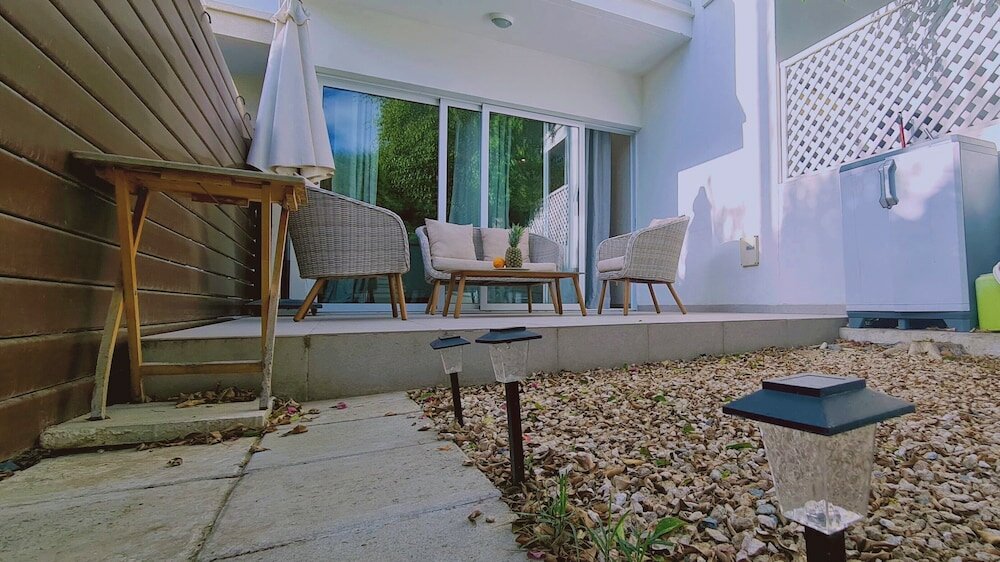 Фото Downtown Retreat by Stay Bnb