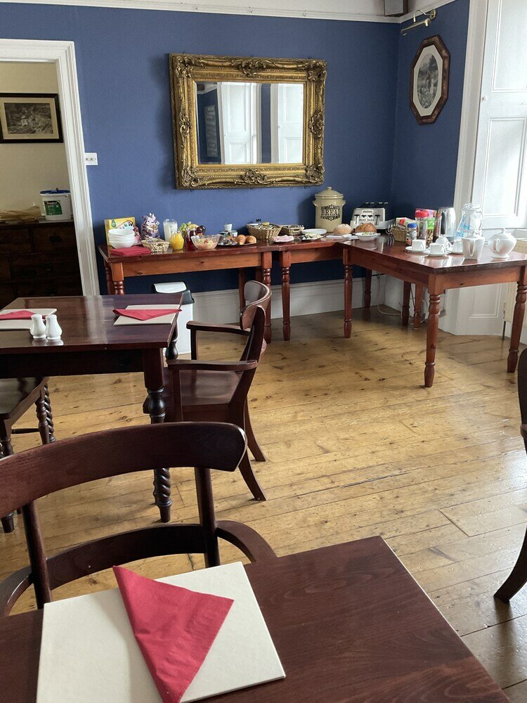 Фото Number 52 Bed & Breakfast