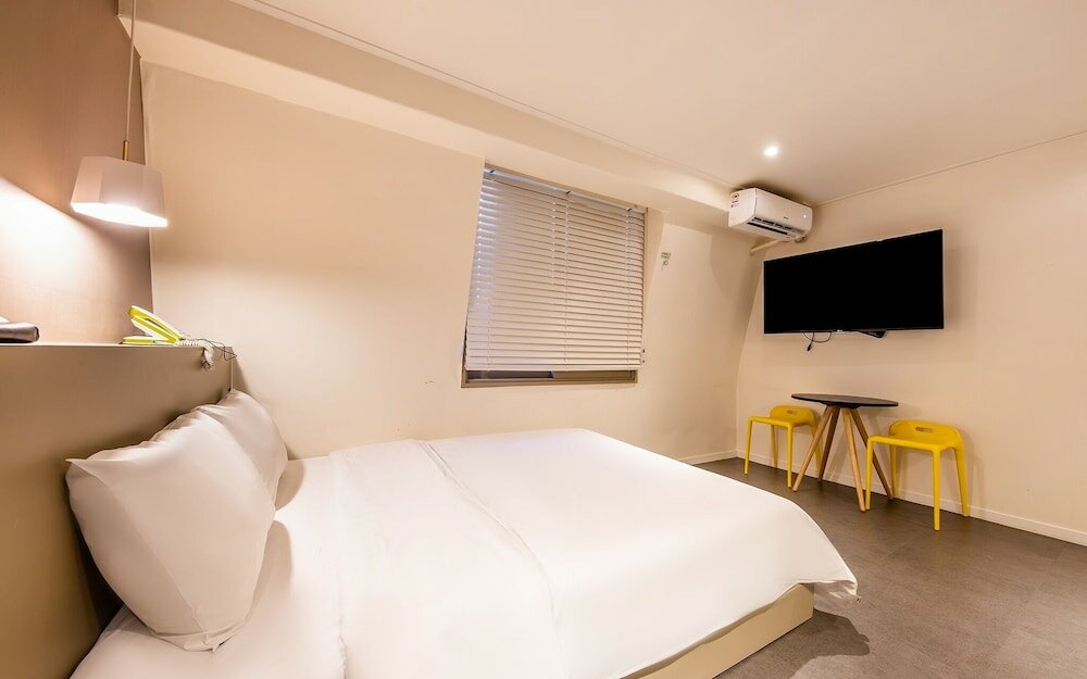 Фото Daejeon Yongjeon Hotel Ben