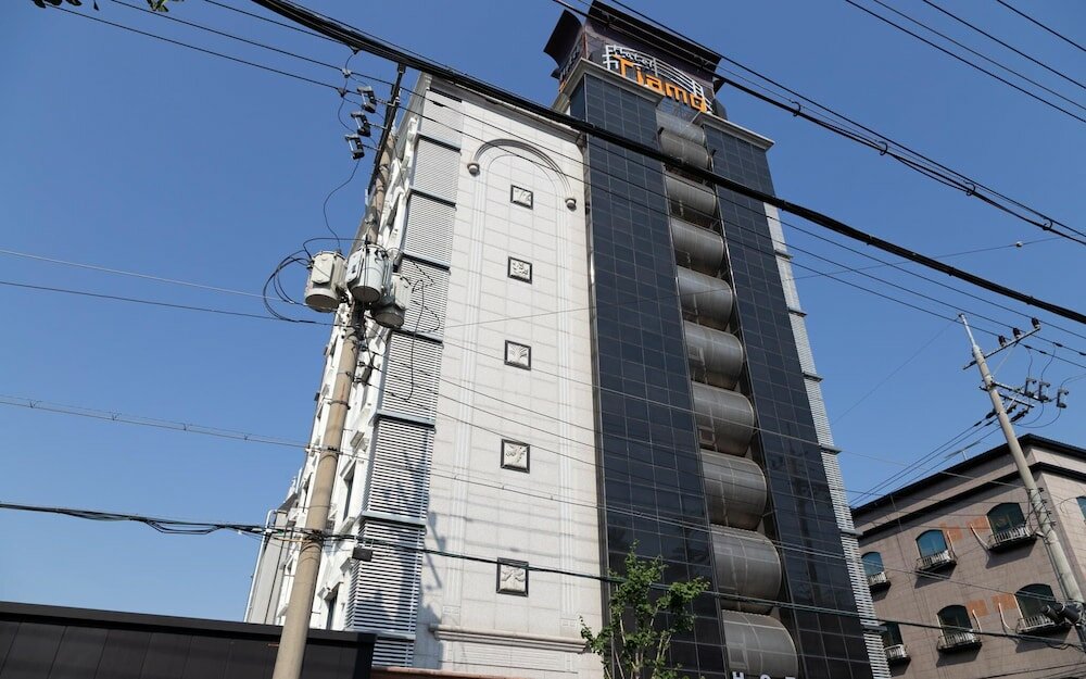 Фото отеля 1