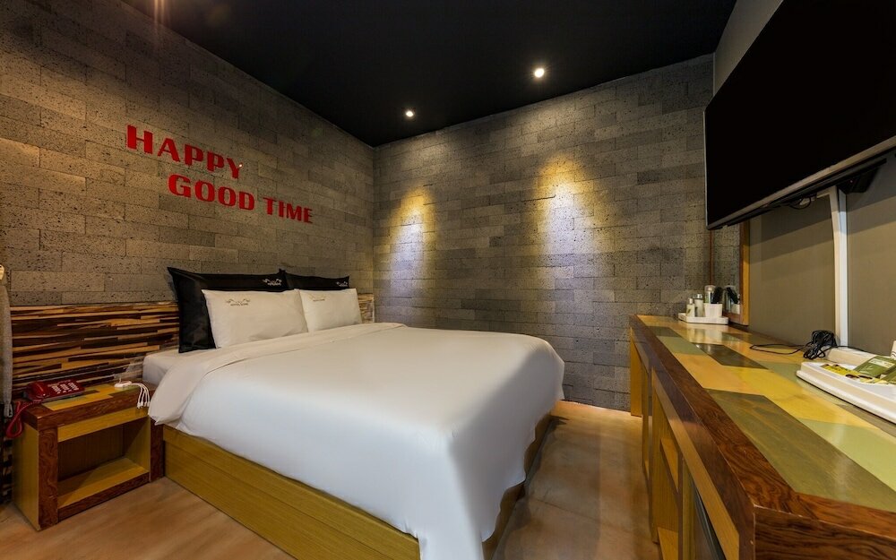 Фото Daejeon Munchang Hotel Some