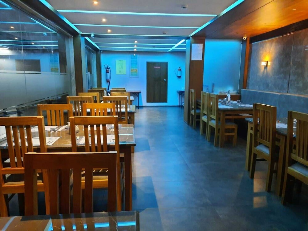 Фото Hotel Sea Port