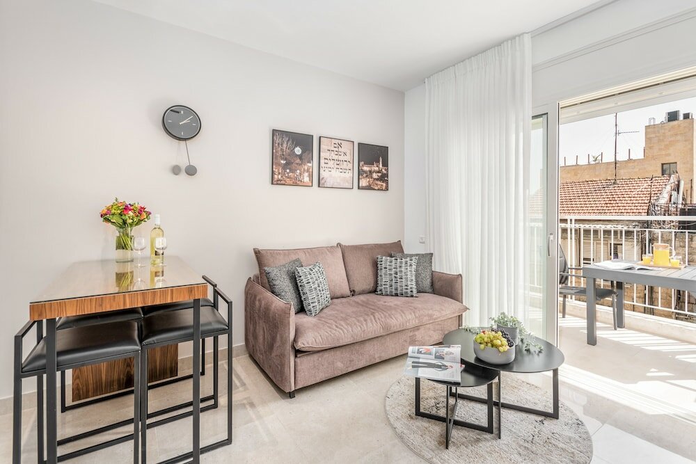 Фото Sea U Jerusalem Mahane Yehuda Apartment Hotel