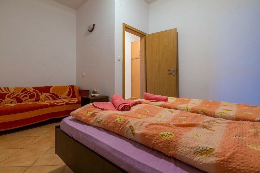 Фото Tomica - Open Pool - A5 Donji