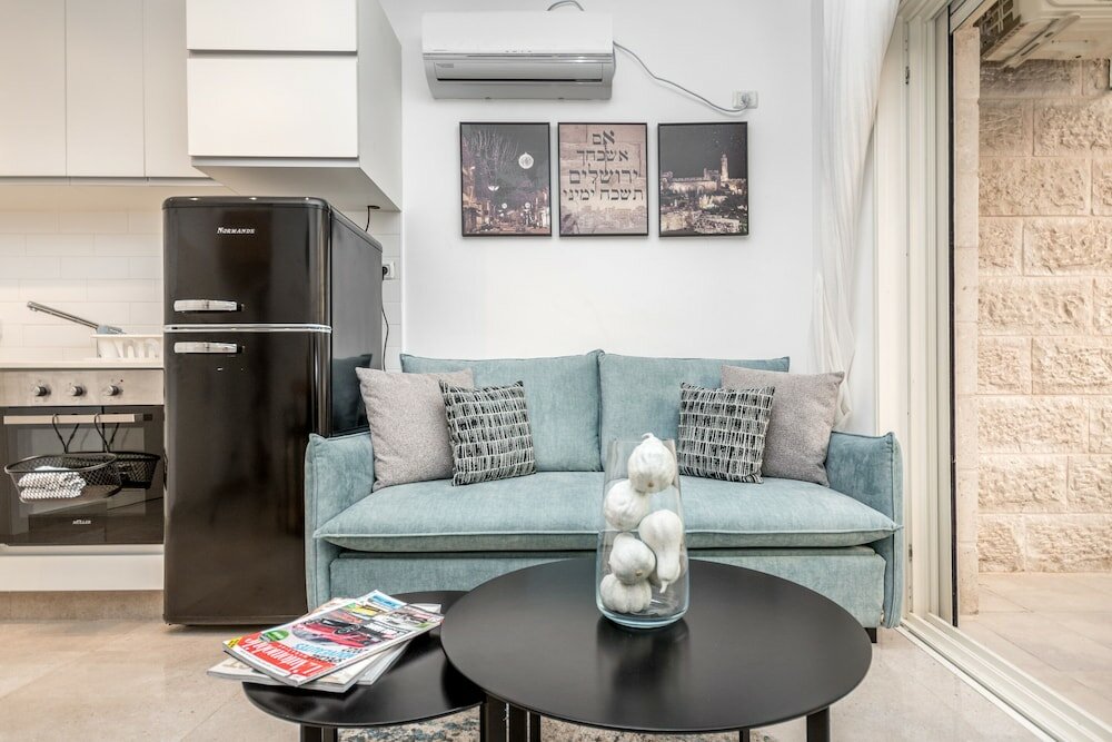 Фото Sea U Jerusalem Mahane Yehuda Apartment Hotel