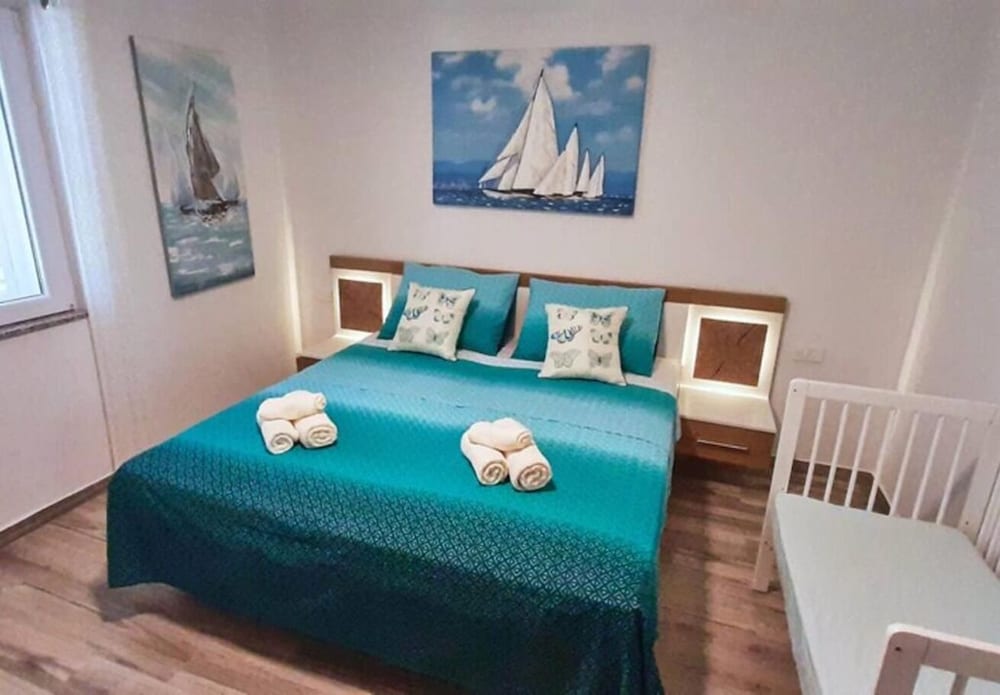 Фото Josip - 100 m From sea - H