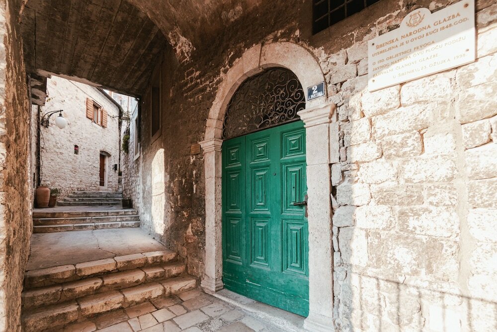 Фото Arya apartment