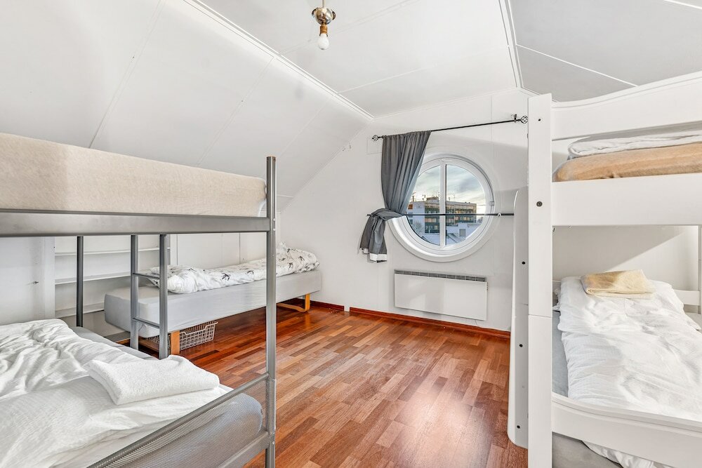 Фото Auroras Friends Apartment - Hostel