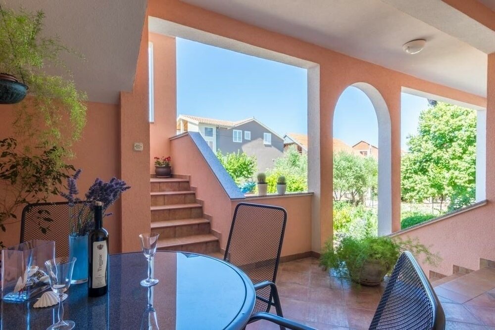 Фото Marinka - With Backyard - A1