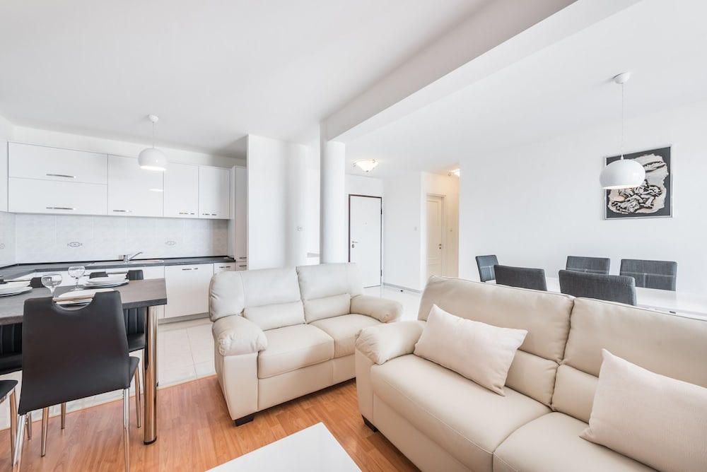 Фото Apartments Mrs Brightside