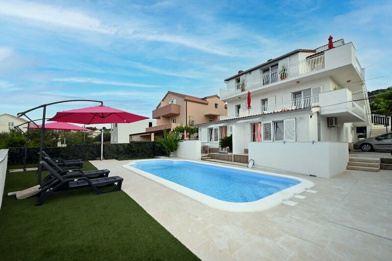 Гостиница Mihovilovic - 50 m From Beach - A3
